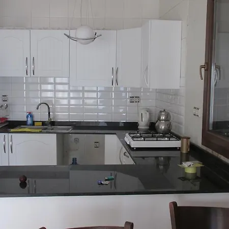 Апартаменты 2+1 Furnished Seaview House